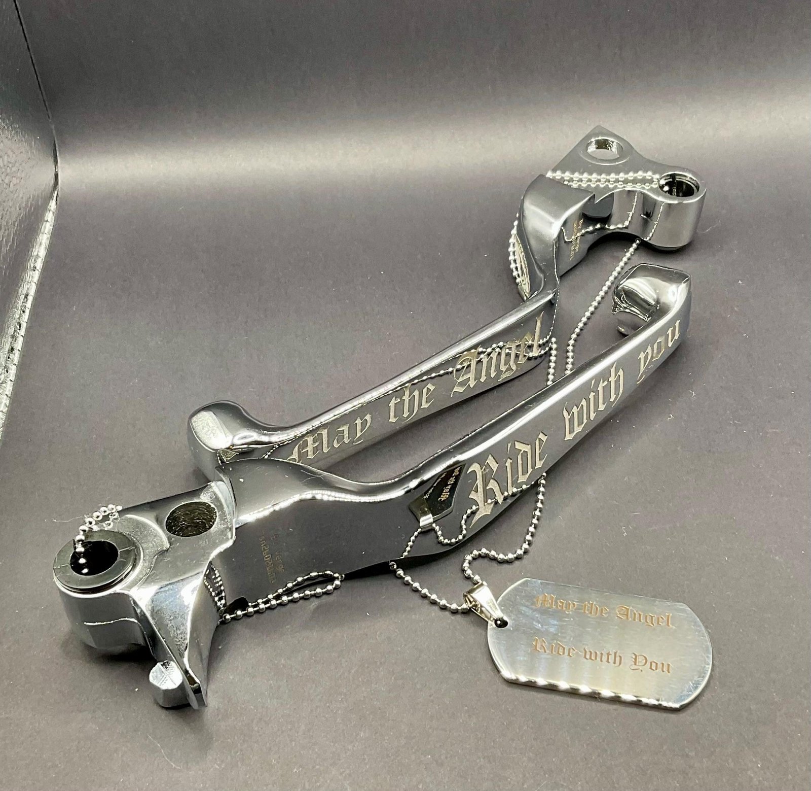 Custom Engraved Harley Hand Controls | Skull & Angel Wings - Image 10