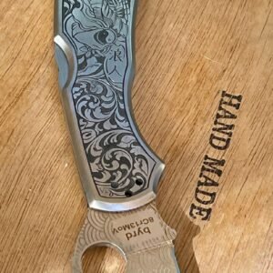 Unique hand engraved Spyderco CaraCara Ronin knife custom engraved custom knife accessory by The Steel Canvas SKU KN-01